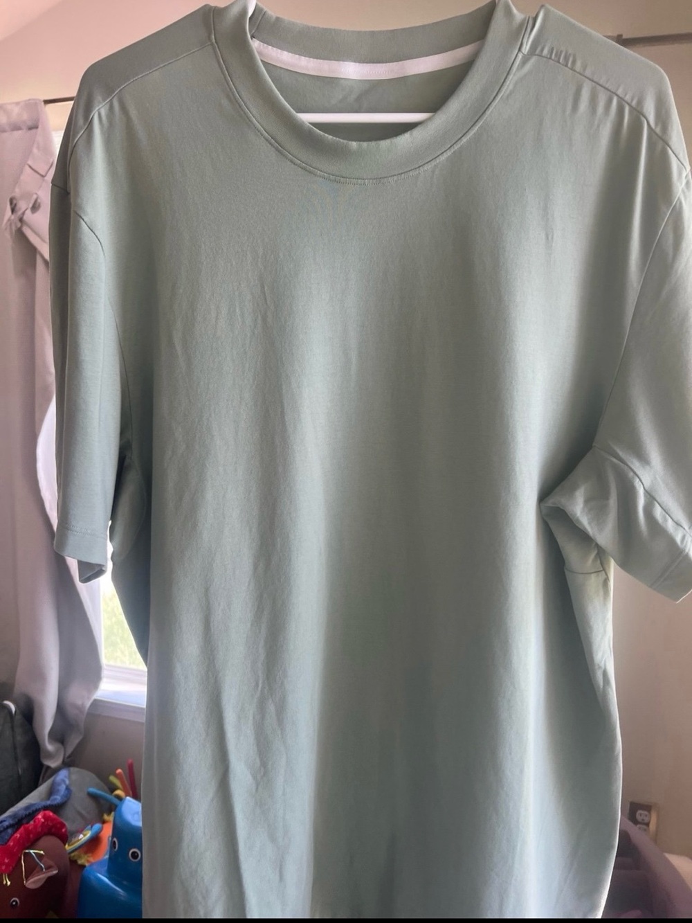 Men's large Lululemon Crew Neck T-Shirt in Light Sage Green